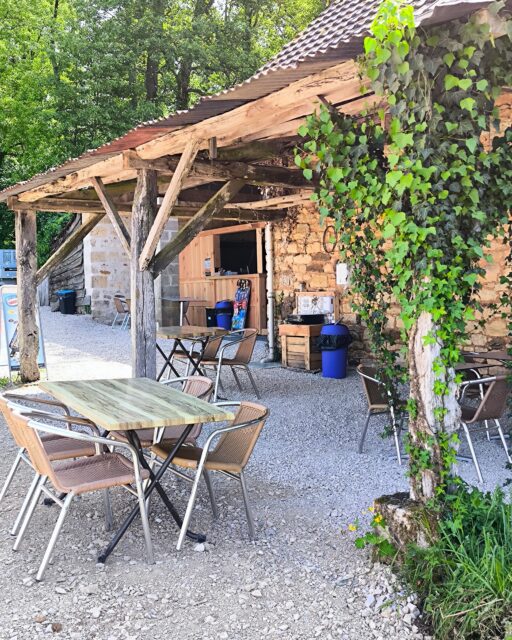 Le Parc animalier des portes du Périgord est ouvert demain jusqu'à Dimanche pour ce long weekend ! De 11h à 18h sans réservation 🎉🌳💚🐎- Snack non stop 🍟🥤🍺🍦
- Aire de jeu 👌🛝
- Circuit pédagogique balisé 🔁
- Enclos en immersion 🐏🐐
- Animations 🐹🐷
- Aire de pique-nique 🌳🧺Venez découvrir un cadre verdoyant et paisible à Beauregard de Terrasson ! 🙂